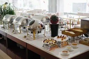Gemma Hotel & Apartment Near Dragon Bridge - Restaurant