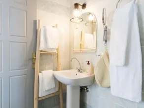 Evi Rooms - Badrum