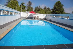 Westport RV Park & Motel - Pool