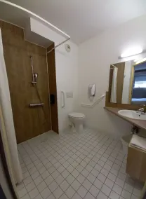Hôtel Arena Saint-Etienne - Salle de bain