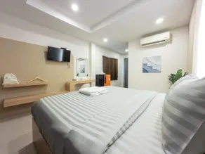 The  Seathru  Kohlarn   - Habitación
