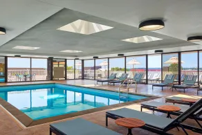 Delta Hotels by Marriott Muskegon Convention Center - Piscine