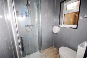 Family Holiday Home With Hot Tub Sauna Sleeps 8 - Badrum