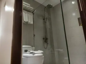 Log Cabin Hotel - Baguio - Salle de bain