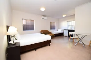 Station Hotel Motel Kurri - Room