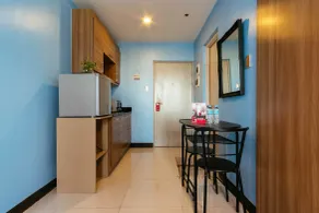RedDoorz Plus at Kamuning Quezon City - Habitación
