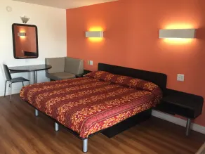 Motel 6-Houston, TX - East - Room