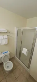 Econo Lodge Cleveland Southeast - Kent - Salle de bain