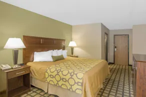 Baymont by Wyndham Ames - Chambre