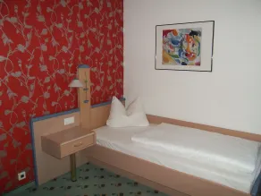 Behringers Freizeit - und Tagungshotel - Habitación