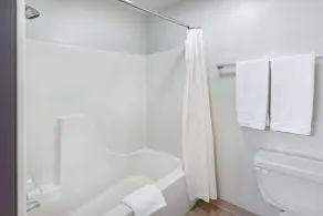 Super 8 by Wyndham Kinder/Coushatta near Casino - Salle de bain