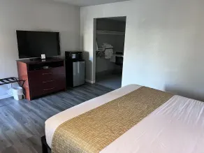 Travelodge by Wyndham Redding CA - Chambre