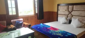 Varindavan Hotel & Restaurant - Rum