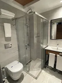Mithras Hotel - Bathroom