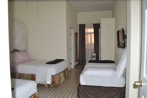 Executive Airport Hotel - Room