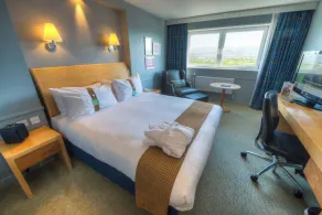 Holiday Inn Edinburgh Zoo by IHG - Zimmer