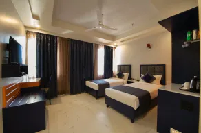 Regenta Inn Vadodara, 500m from Railway Station - Room