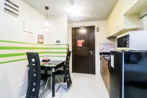 PRS at One Palm Tree Villa near T3 Airport - Zimmer