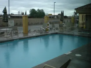 Holiday Inn Express & Suites Clovis Fresno Area by IHG - Basseng