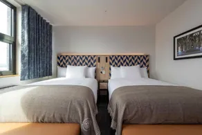 Sandman Signature Glasgow Hotel - Room