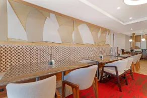 Cambria Hotel & Suites Plymouth - Hall