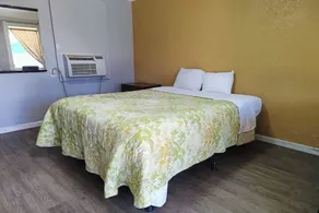 Crown Inn by OYO Orangeburg Hwy 301 - Chambre