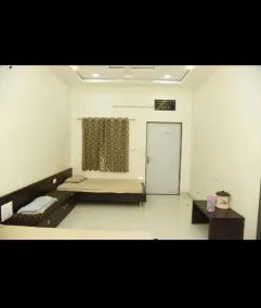 Paras Yatri Bhawan - Zimmer