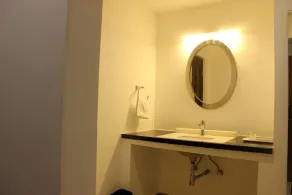SAARAL RESORTS & HOTELS PVT Ltd - Badeværelse