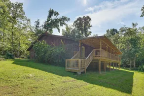 Clarks Hill Lake Area Home w/ Pool & Dock! - Innvendig
