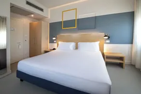 B&B HOTEL Mantova Cristallo - Rum