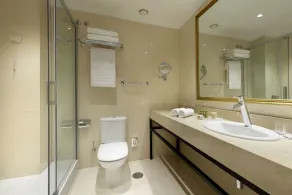 Eurostars Casa de la Lírica - Salle de bain