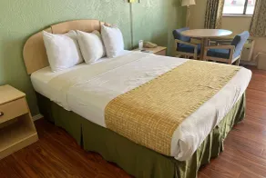 Travelodge by Wyndham Holbrook - Chambre