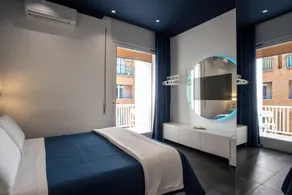 Skyhouse Beverello - Room