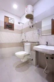 Hotel Surya Palace By Aura - Bagno