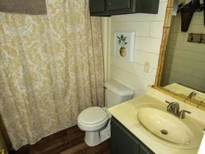 Lakeview Room 2 Queens - 20 - Salle de bain