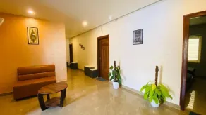 C Suites Richfield - Interior