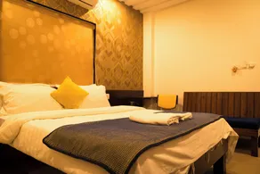 The Flamboyant Natraj - Room
