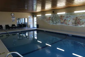 Ramada by Wyndham Campbell River - Piscine