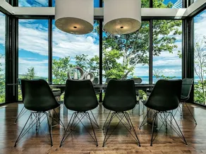 Secret Charlevoix - River View & Spa - Lobby sitting area