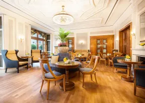 Best Western Premier Grand Hotel Russischer Hof - Restaurante