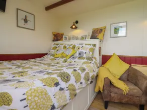 The Journeyman Luxury Shepherds Hut - Værelse