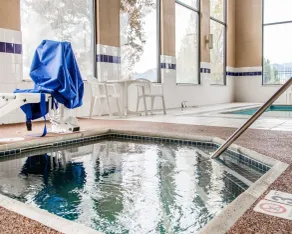 Quality Inn Colorado Springs Airport - Pool