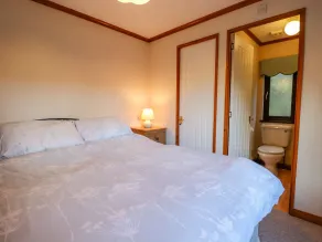 Dartmoor Retreat Lodge - Room