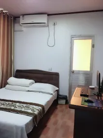 Huayang Guesthouse - Room