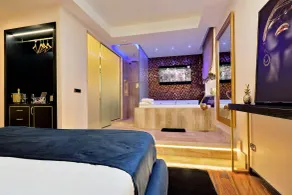 Spanish Diamond Luxury Suites & Jacuzzi - Udsigt fra værelset