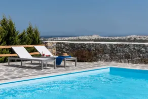 Seven Suites - Pool