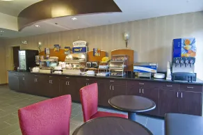 Holiday Inn Express & Suites Jackson / Pearl Intl Airport by IHG - Restaurant