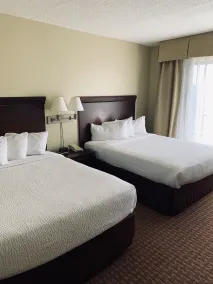 Euro Suites Hotel - Chambre