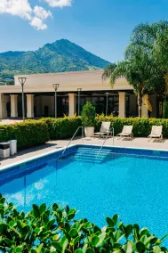 Plaza Hotel and Suites - Pool