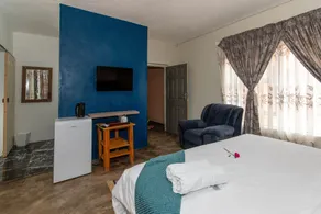 Woodpecker's Guest House - Room